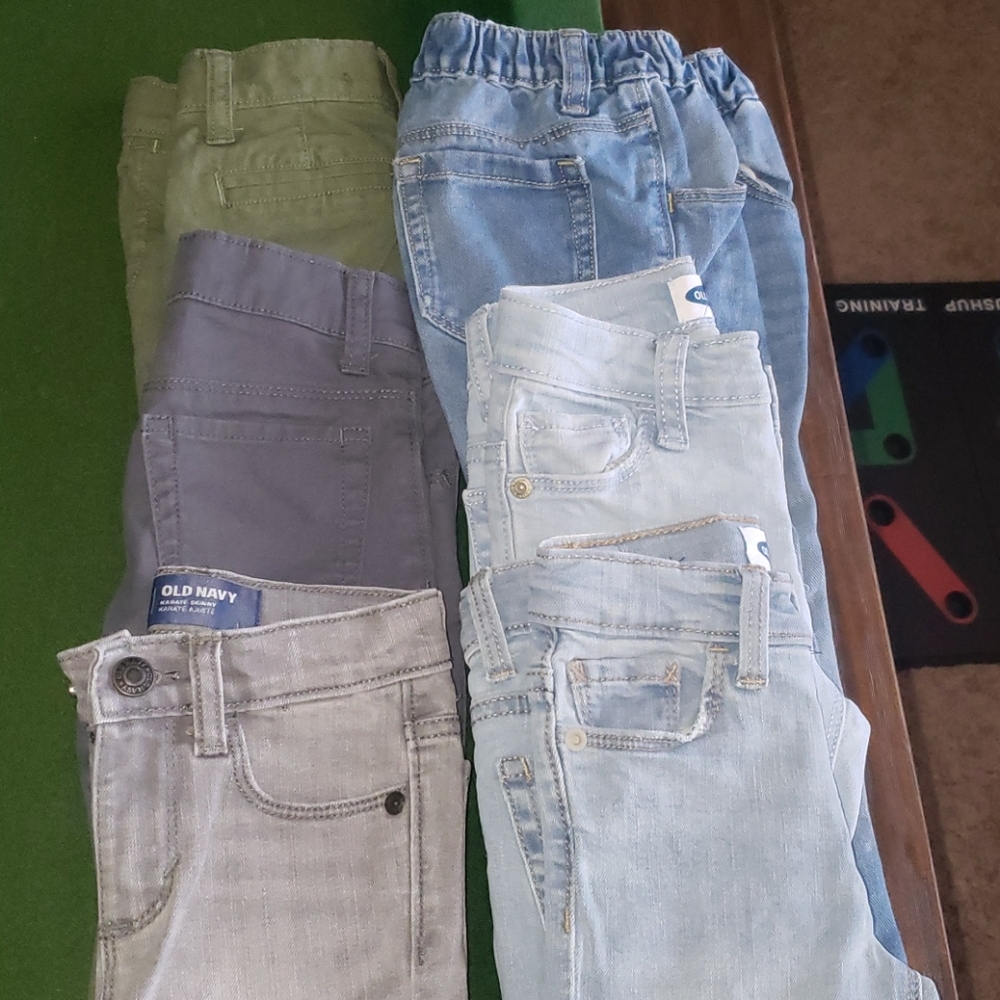 6 pair of pants in great shape